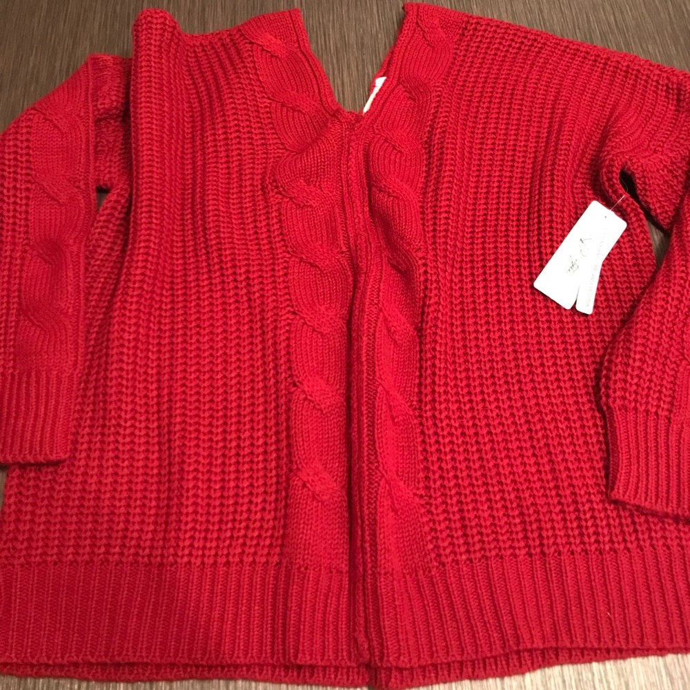 Red stitch fix sweater in large